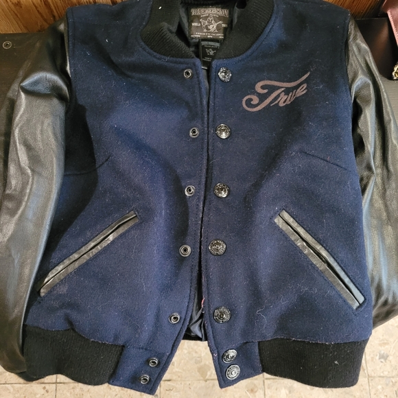 Women Jacket - Picture 3 of 4
